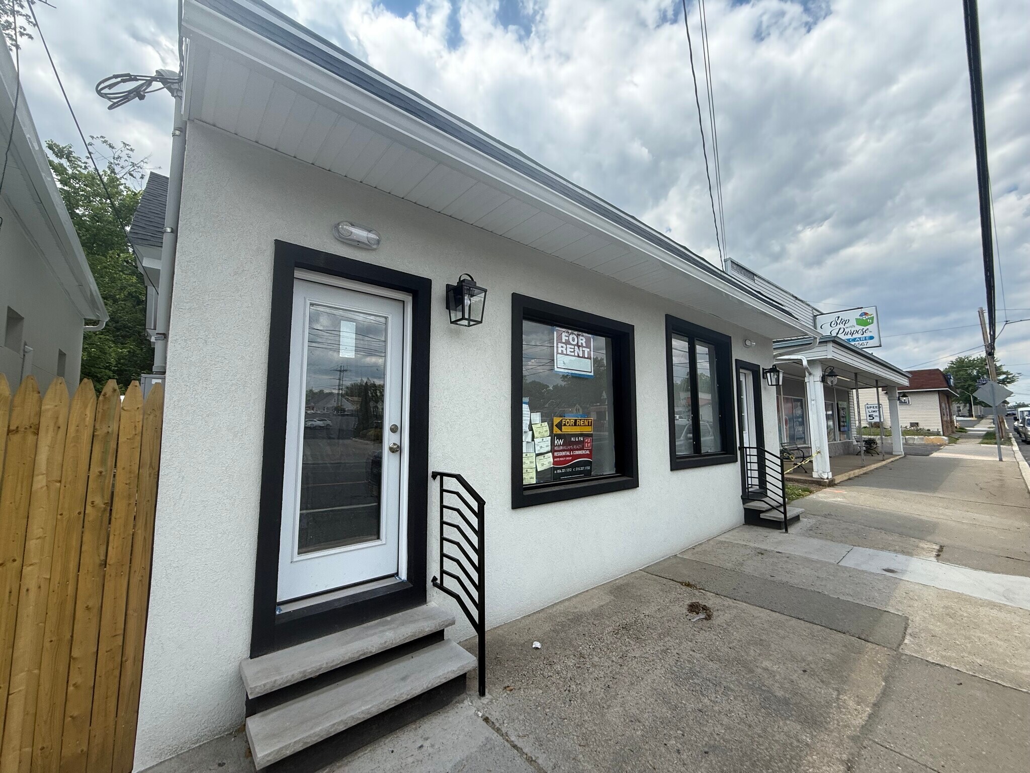 212 S Black Horse Pike, Blackwood, NJ à louer Photo principale– Image 1 sur 21