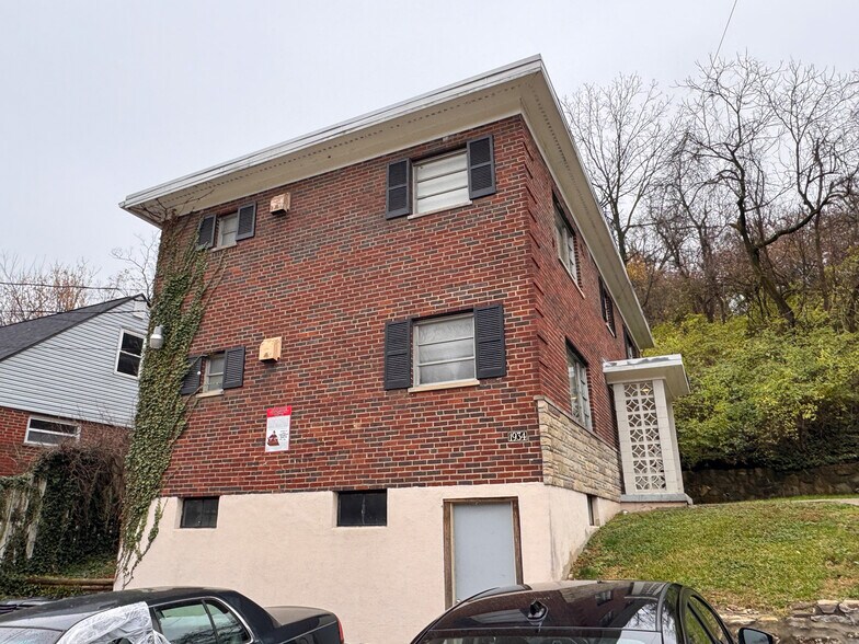 1928-1934 Grand Ave, Cincinnati, OH à vendre - Photo de l’immeuble – Image 3 sur 16