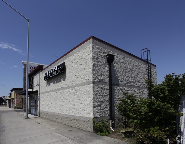 2157 W 11th Ave, Eugene, OR à louer - Photo de l’immeuble – Image 3 sur 8