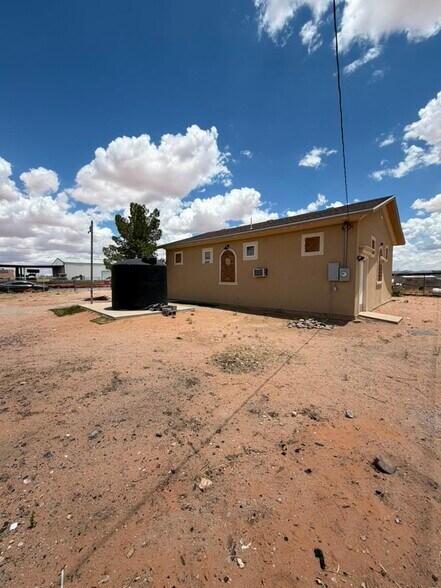 13618 Emma Ln, El Paso, TX à louer - Photo de l’immeuble – Image 3 sur 11
