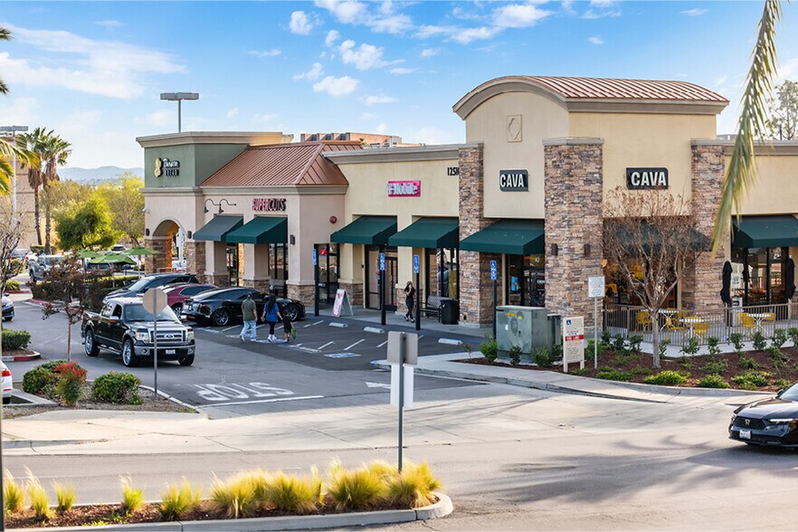 12510 Day St, Moreno Valley, CA à vendre - Photo de l’immeuble – Image 2 sur 5