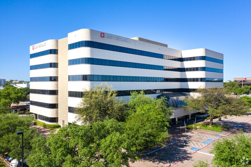 275 W Campbell Rd, Richardson, TX à louer - Photo principale – Image 1 sur 3
