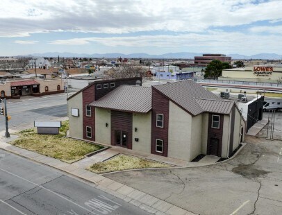 715 10th St, Alamogordo, NM à vendre - Photo de l’immeuble – Image 3 sur 27