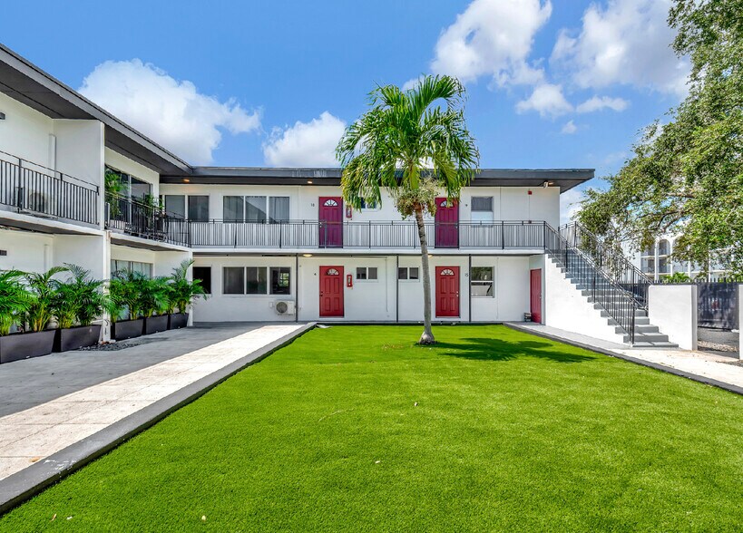 14280 NE 6th Ave, North Miami, FL à vendre - Photo de l’immeuble – Image 2 sur 32