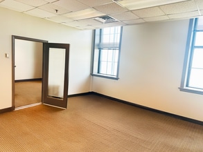 250 Mill St, Rochester, NY à louer Photo intérieure– Image 2 sur 3
