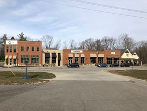 106th St. & Main St, Zionsville, IN à louer Photo intérieure– Image 1 sur 7