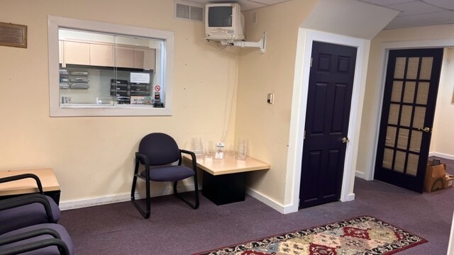 119 E Laurel Rd, Stratford, NJ à vendre - Photo intérieure – Image 3 sur 11