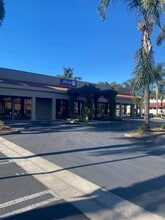 1362 Madonna Rd, San Luis Obispo, CA à louer Photo intérieure– Image 1 sur 7