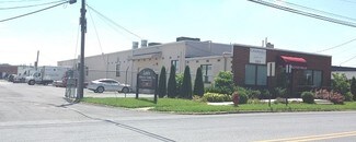 Plus de détails pour 3305 N 6th St, Harrisburg, PA - Local d'activités à louer