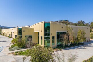 Plus de détails pour 1291 Pacific Oaks Pl, Escondido, CA - Industriel/Logistique à louer