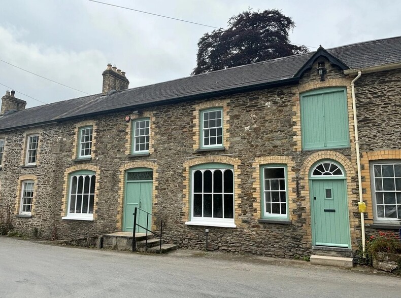 Siop Pontsian, Llandysul à vendre - Photo principale – Image 1 sur 3