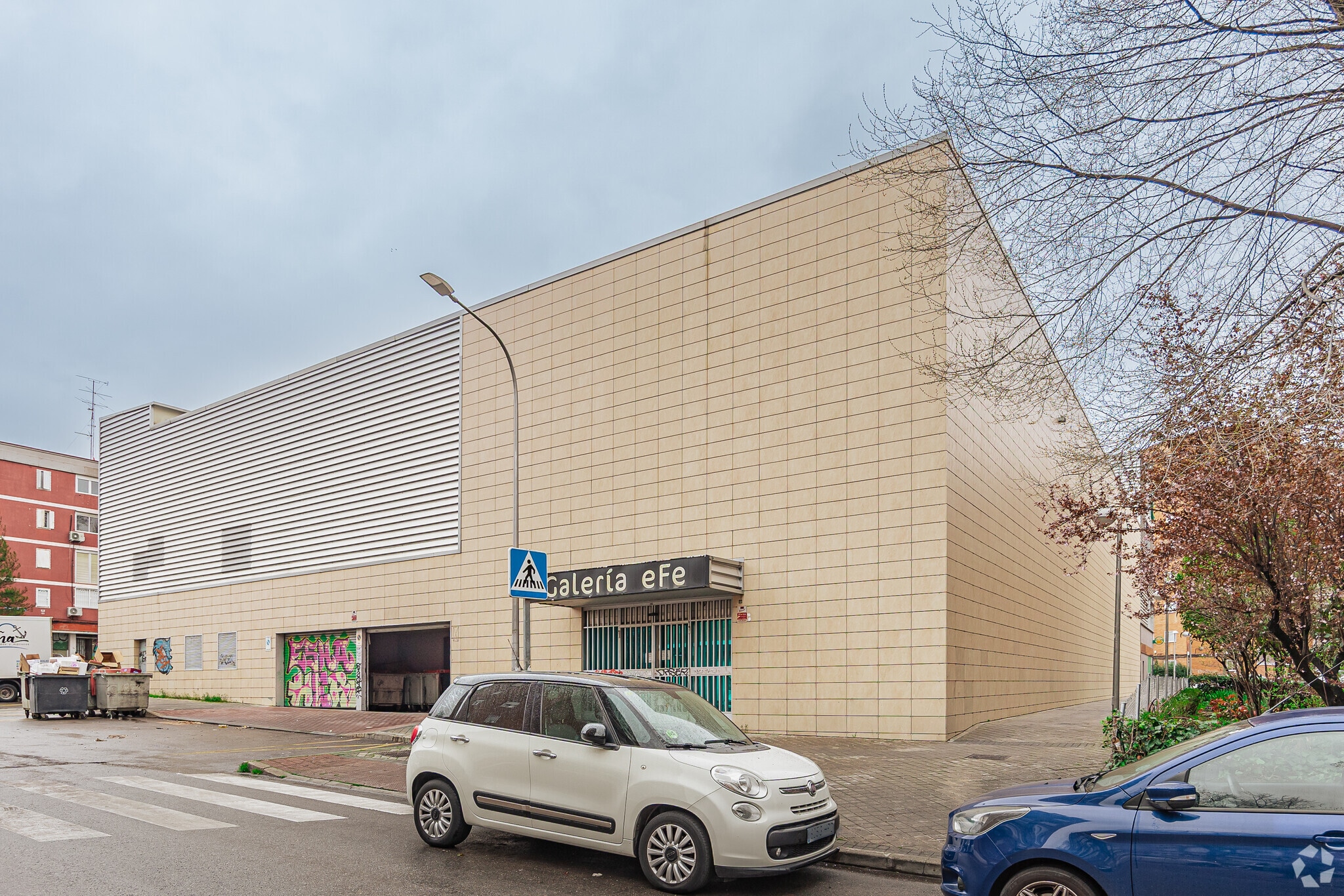 Local commercial dans Madrid, Madrid à louer Photo principale– Image 1 sur 2