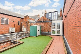 Plus de détails pour 66 Grove St, Wilmslow - Local commercial à vendre