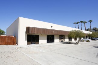 Plus de détails pour 79469 Country Club Dr, Bermuda Dunes, CA - Industriel/Logistique à louer