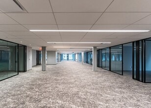 660 Fifth Ave, New York, NY à louer Photo intérieure– Image 2 sur 9