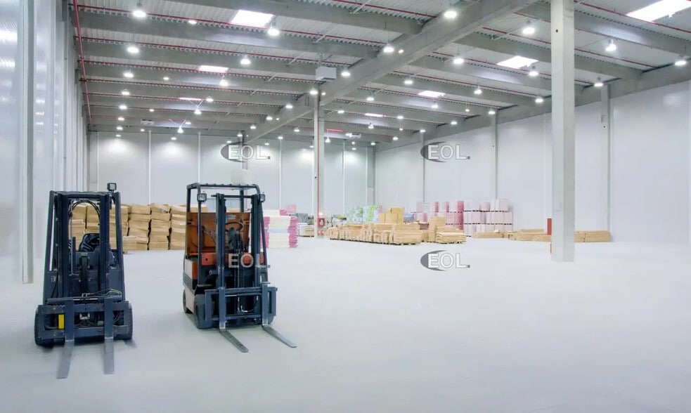 Local d'activités dans Collégien à vendre - Photo intérieure – Image 1 sur 1