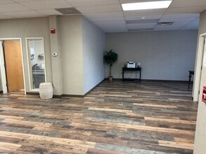 3135 16th Street Rd, Huntington, WV à louer Photo intérieure– Image 2 sur 5