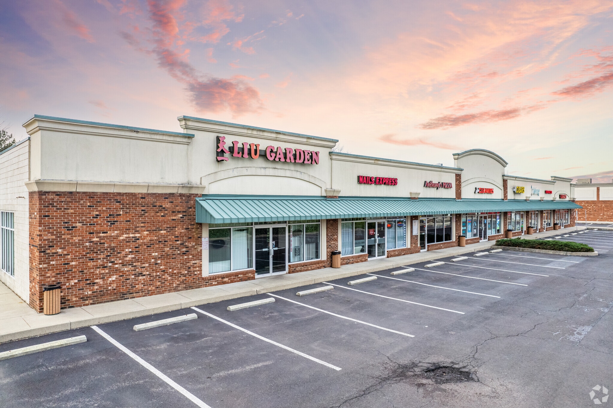 4270-4284 Township Line Rd, Schwenksville, PA à louer Photo principale– Image 1 sur 5