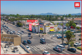 Plus de détails pour 14434-14480 Sherman Way, Van Nuys, CA - Local commercial à louer