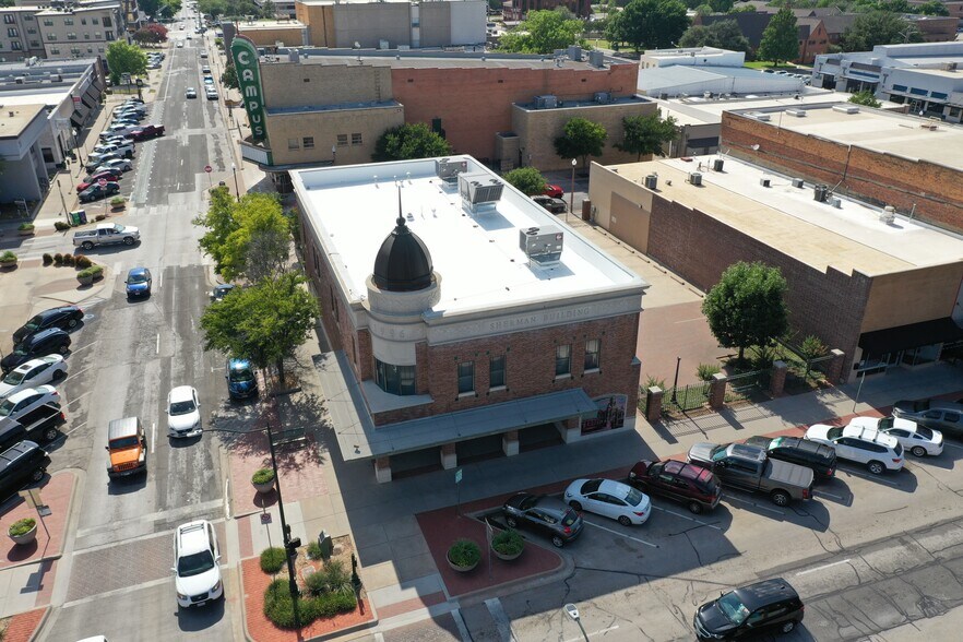 101 N Elm St, Denton, TX à louer - Photo de l’immeuble – Image 3 sur 9