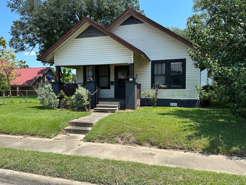 620 N 5th St, Silsbee, TX à vendre - Photo de l’immeuble – Image 2 sur 12