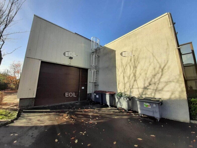 Industriel/Logistique dans Boissy Saint Leger à louer - Photo de l’immeuble – Image 2 sur 10