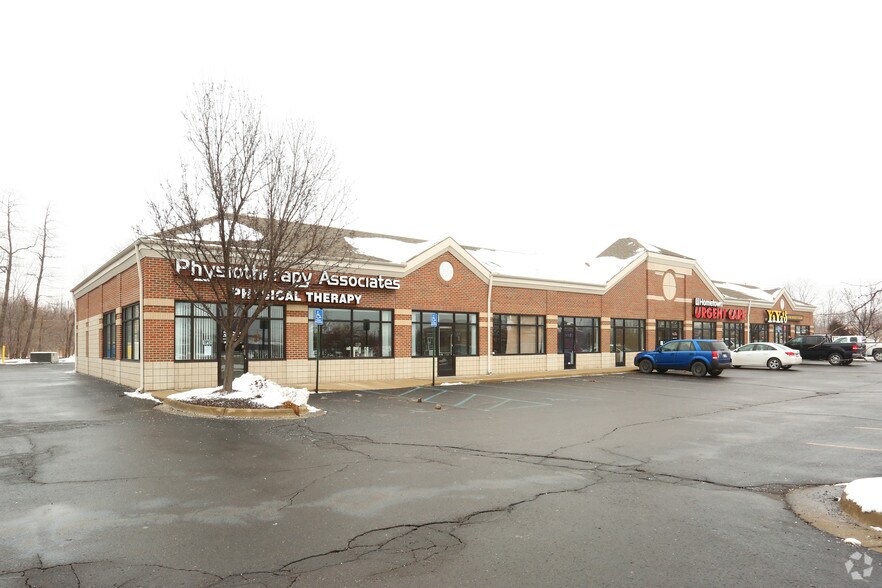 3190-3240 W Silver Lake Rd, Fenton, MI à louer - Photo de l’immeuble – Image 2 sur 3
