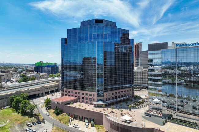 Plus de détails pour 1 Riverfront Plz, Newark, NJ - Différents types d’espaces à louer