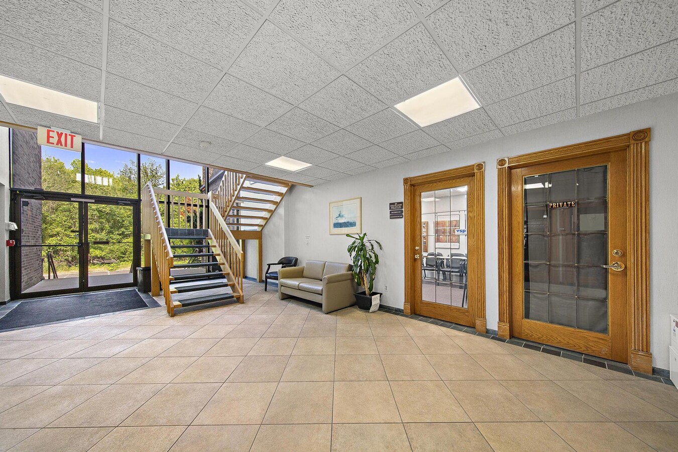 257 Monmouth Rd, Oakhurst, NJ 07755 - Lot 1B&2B -  - Photo intérieure - Image 1 of 35
