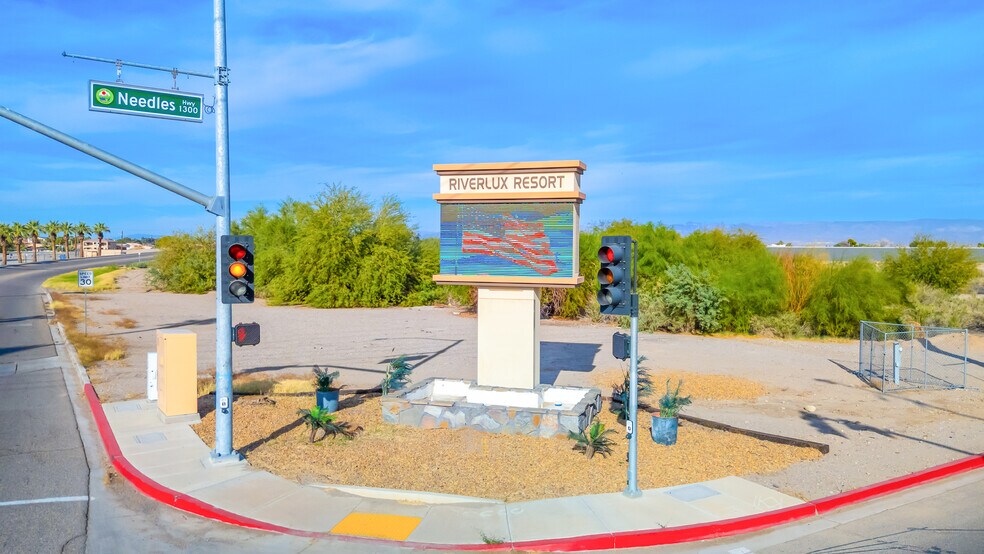 429 N K St, Needles, CA à vendre - Photo de l’immeuble – Image 2 sur 40