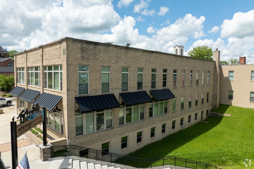 265 W Main St, Kent, OH à louer - Photo de l’immeuble – Image 3 sur 9
