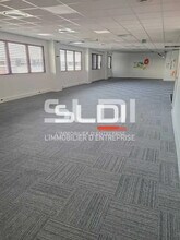 Chemin Des Peupliers, Dardilly à louer Photo intérieure– Image 2 sur 14