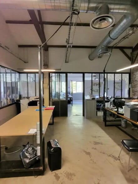 Industriel/Logistique dans Marseille à vendre - Photo intérieure – Image 3 sur 6