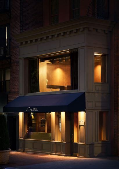 243 E 58th St, New York, NY à vendre Photo de l’immeuble– Image 1 sur 12
