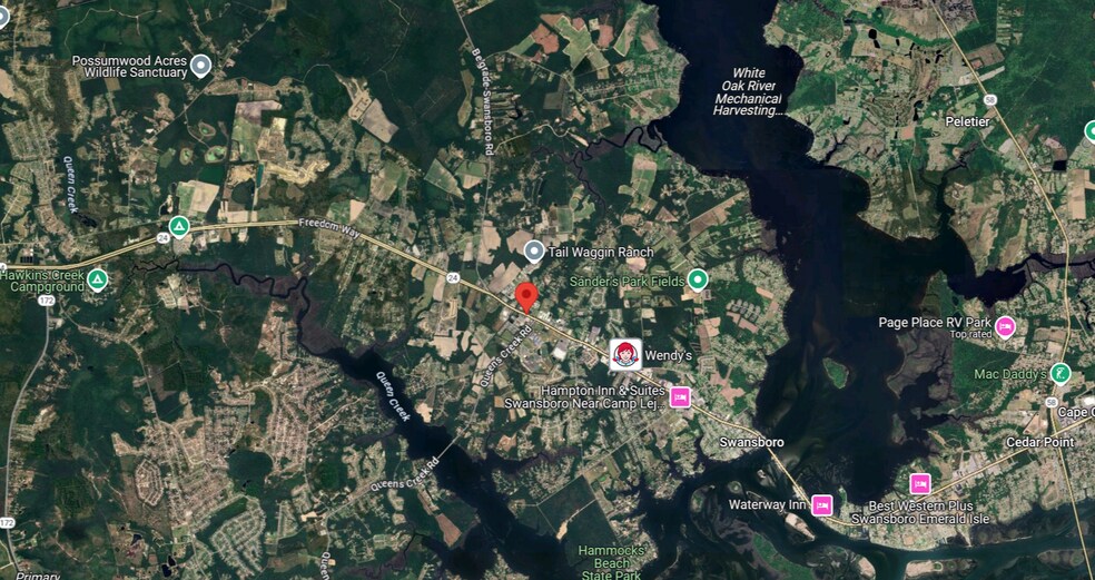 101 Leslie Ln, Swansboro, NC à vendre - Aérien – Image 2 sur 3