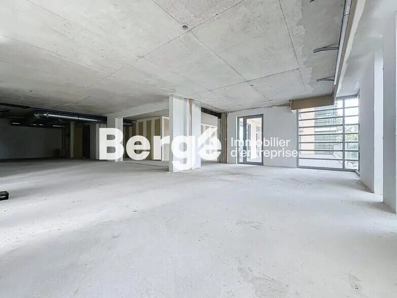 Bureau dans SOPHIA ANTIPOLIS à louer - Photo de l’immeuble – Image 1 sur 7