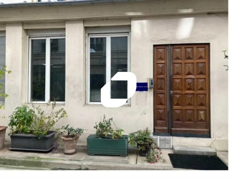 Local commercial dans Paris à louer - Photo de l’immeuble – Image 3 sur 12