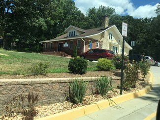 Plus de détails pour 412 Cambridge St, Fredericksburg, VA - Médical à louer