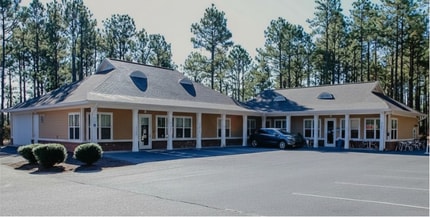 3060 Highway 5, Aberdeen, NC à louer Photo de l’immeuble– Image 1 sur 9