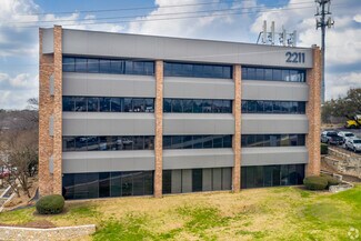 Plus de détails pour 2211 IH-35 S, Austin, TX - Bureau, Bureau/Médical à louer