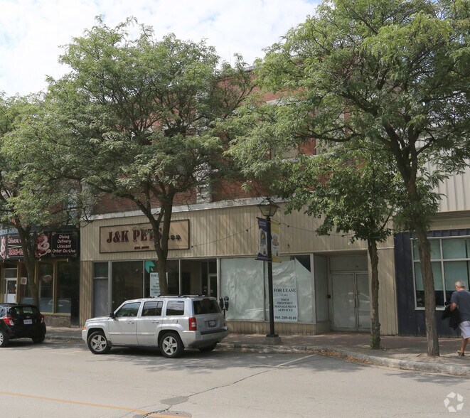 34-36 Mississaga St E, Orillia, ON à louer - Photo de l’immeuble – Image 2 sur 3