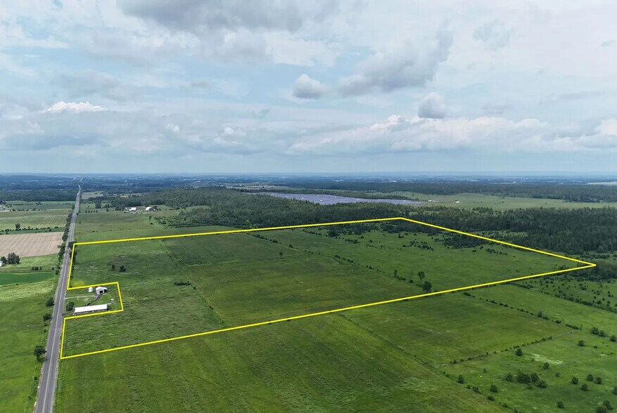 780 Blakeney Rd, Ottawa, ON à vendre - Photo de l’immeuble – Image 2 sur 3