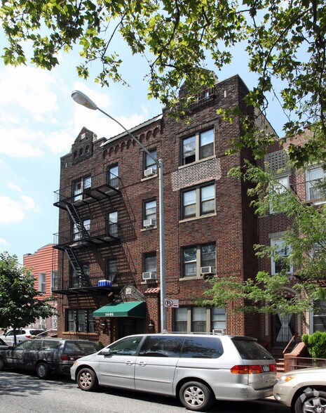 1446-1448 W 8th St, Brooklyn, NY à vendre - Photo principale – Image 1 sur 11