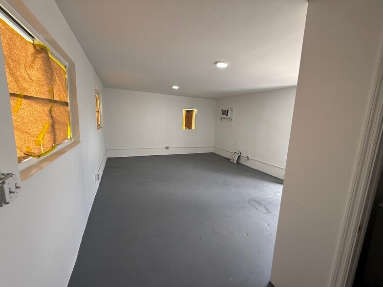 14041 NW 20th Ave, Opa-locka, FL à vendre - Photo de l’immeuble – Image 3 sur 7