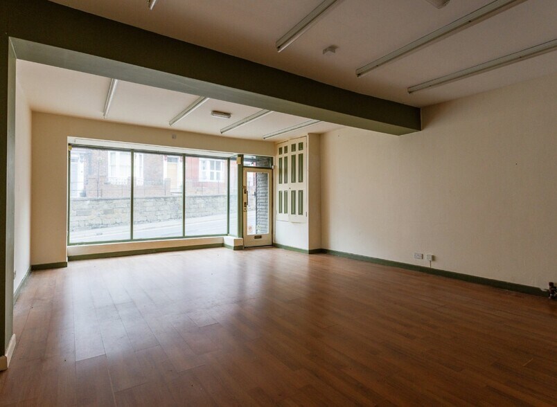 21 & 21A Zetland Rd, Loftus à vendre - Photo intérieure – Image 3 sur 3