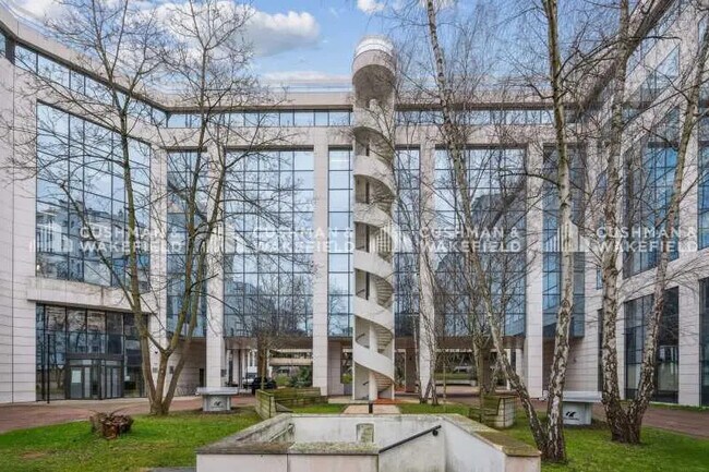 Plus de détails pour 11-19 Rue De La Vanne, Montrouge - Bureau à louer
