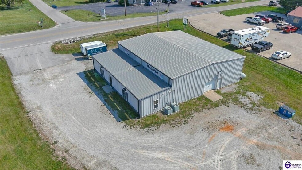 1031 Lawrence St, Brandenburg, KY à vendre - Photo principale – Image 1 sur 4