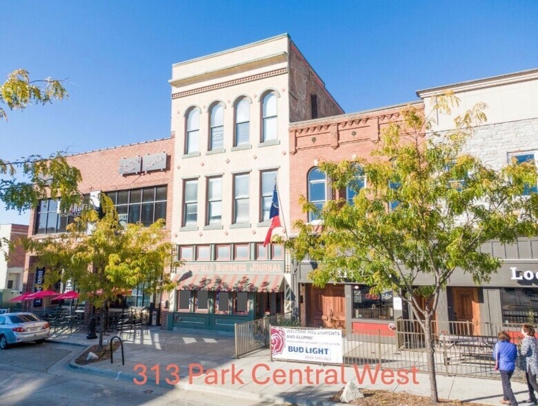 313 Park Central W, Springfield, MO à vendre - Photo de l’immeuble – Image 1 sur 81