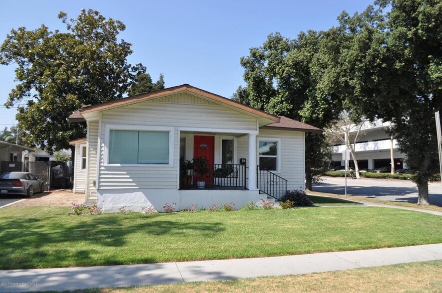 401 W Harvard St, Glendale, CA à vendre - Photo de l’immeuble – Image 3 sur 3