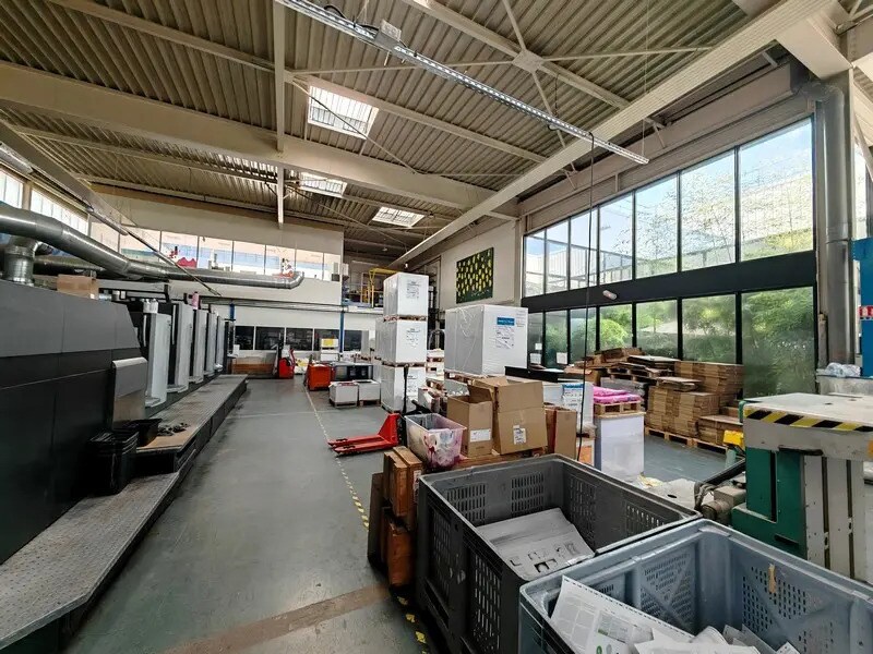 Industriel/Logistique dans Champigny-sur-Marne à vendre Photo de l’immeuble– Image 1 sur 23